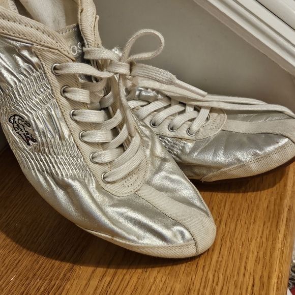 Lacoste silver athletic shoes Size 8.5 - Picture 6 of 10